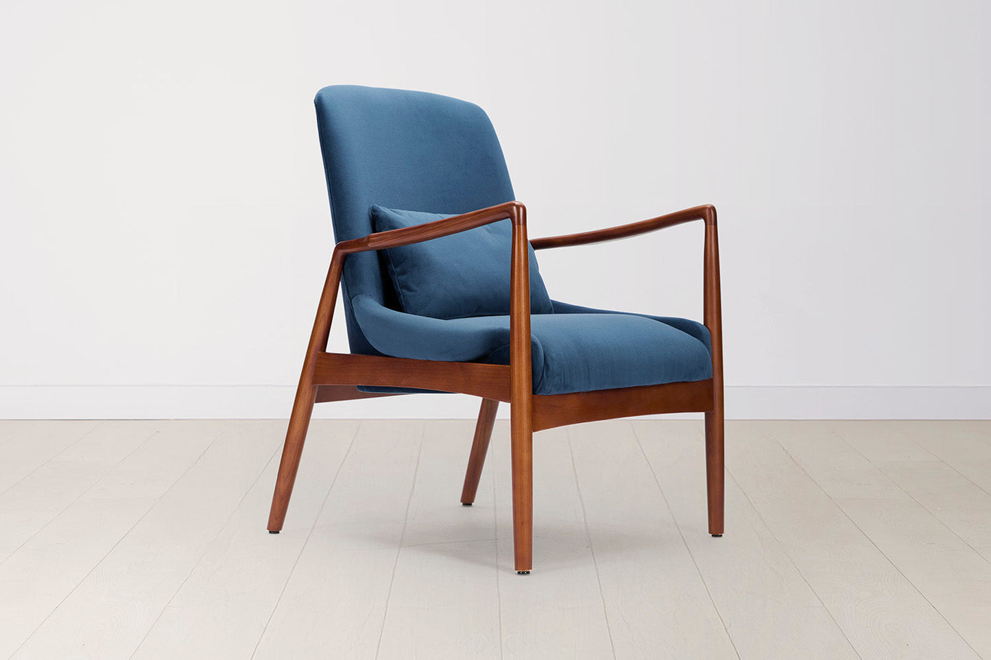 Chair 01