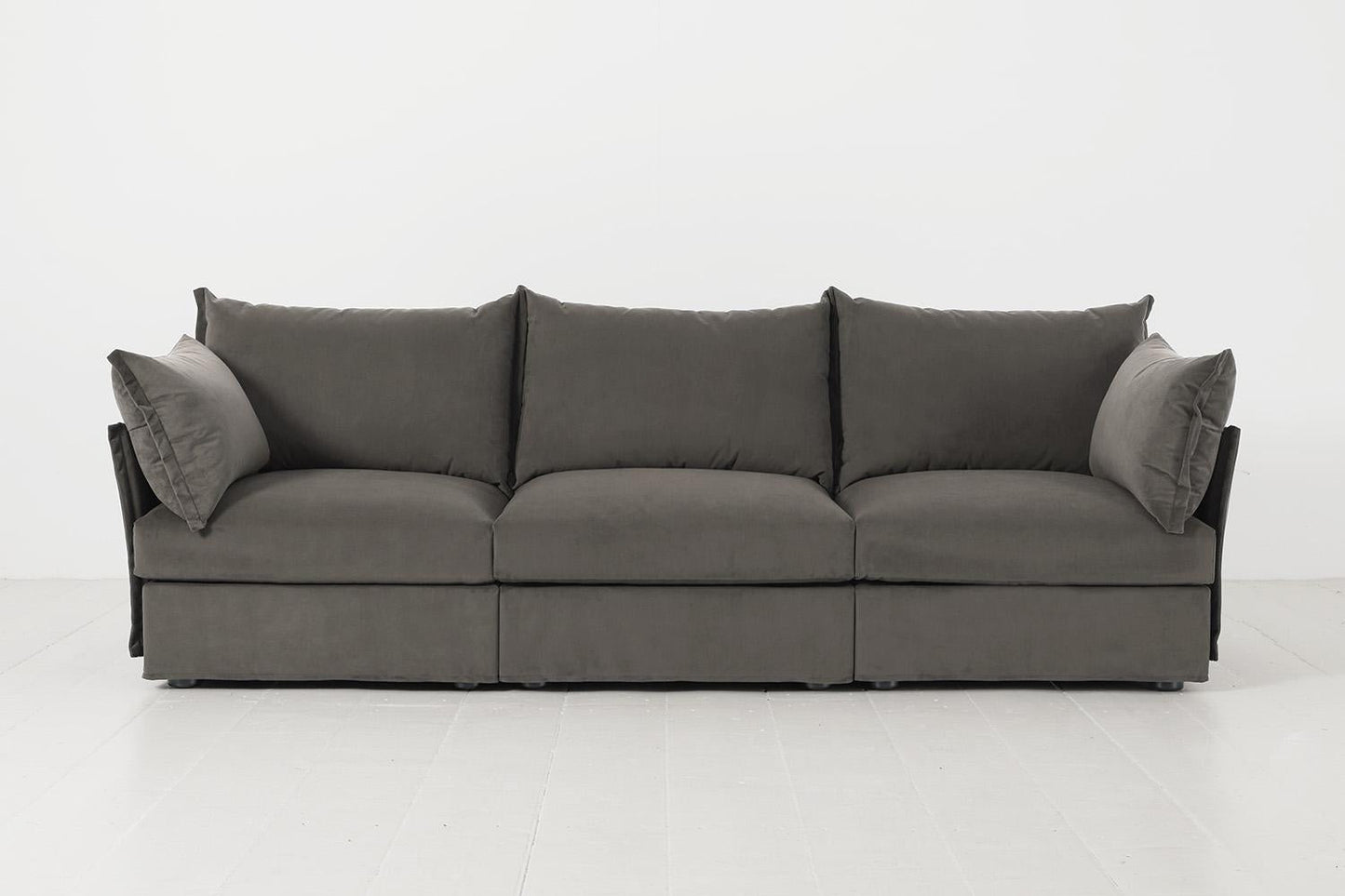 Dreisitzer-Sofa Model 06