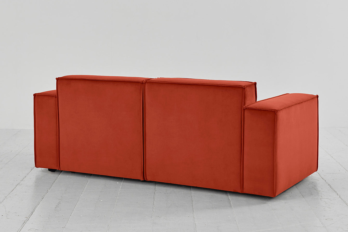 Zweisitzer-Sofa Model 03 mit Chaiselongue links