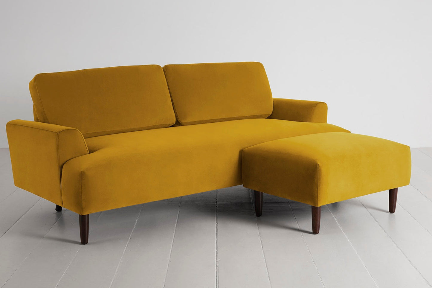 Dreisitzer-Sofa Model 05 mit Chaiselongue rechts