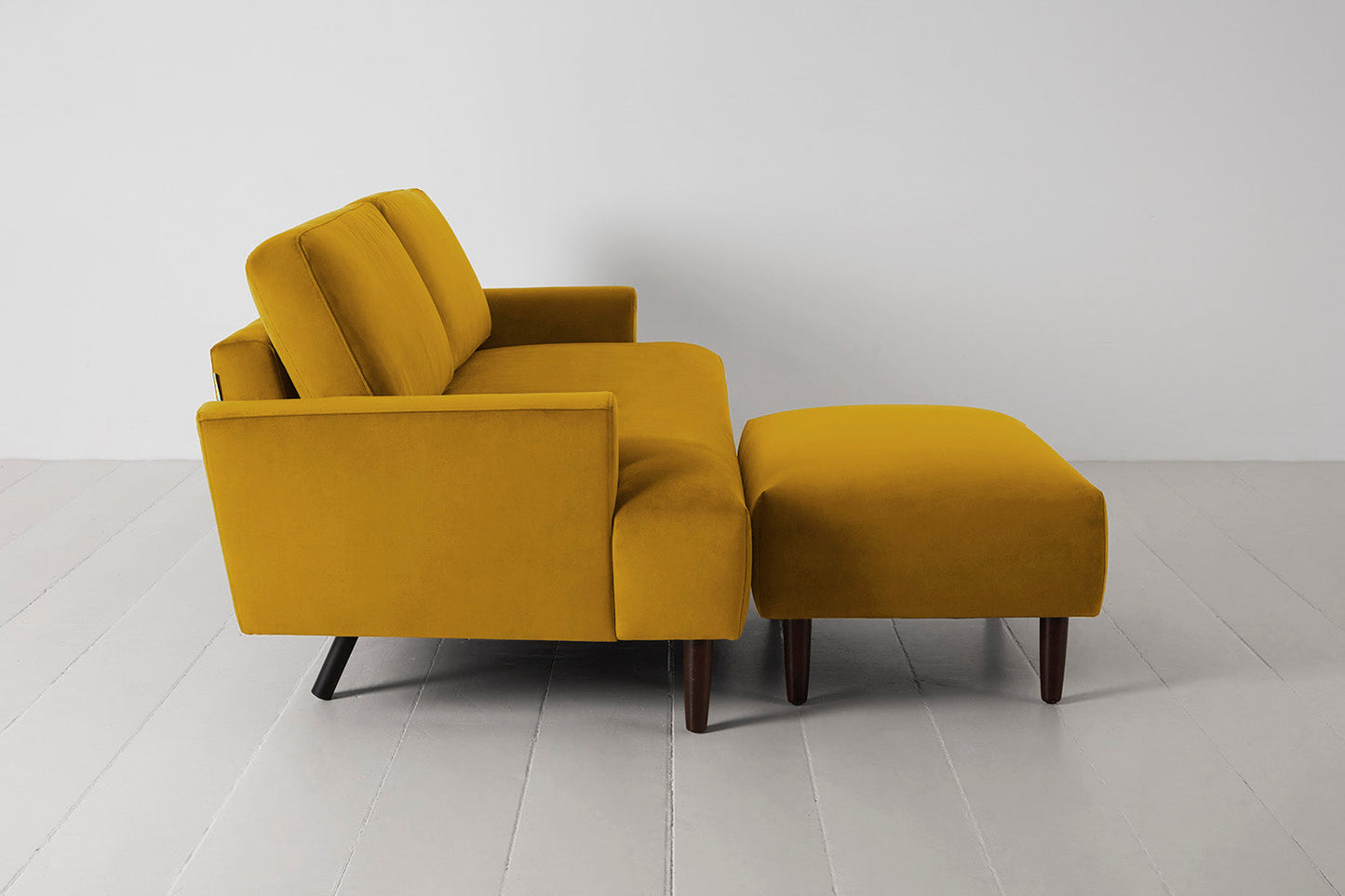 Dreisitzer-Sofa Model 05 mit Chaiselongue rechts