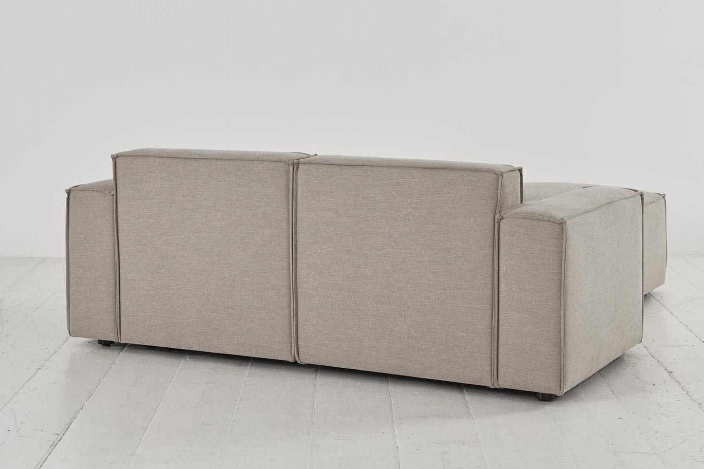 Zweisitzer-Sofa Model 03 mit Chaiselongue links