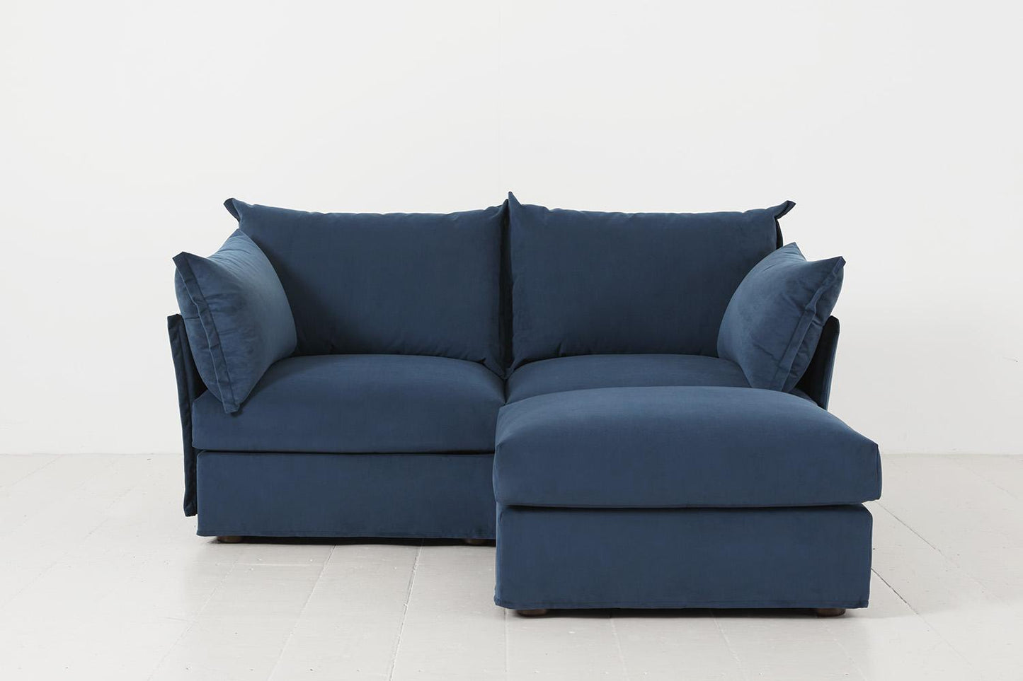 Zweisitzer-Ecksofa Model 06 mit Ecke rechts