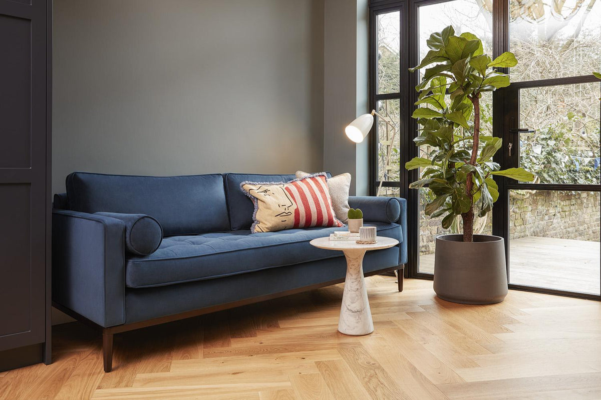 Zweisitzer-Sofa Model 02