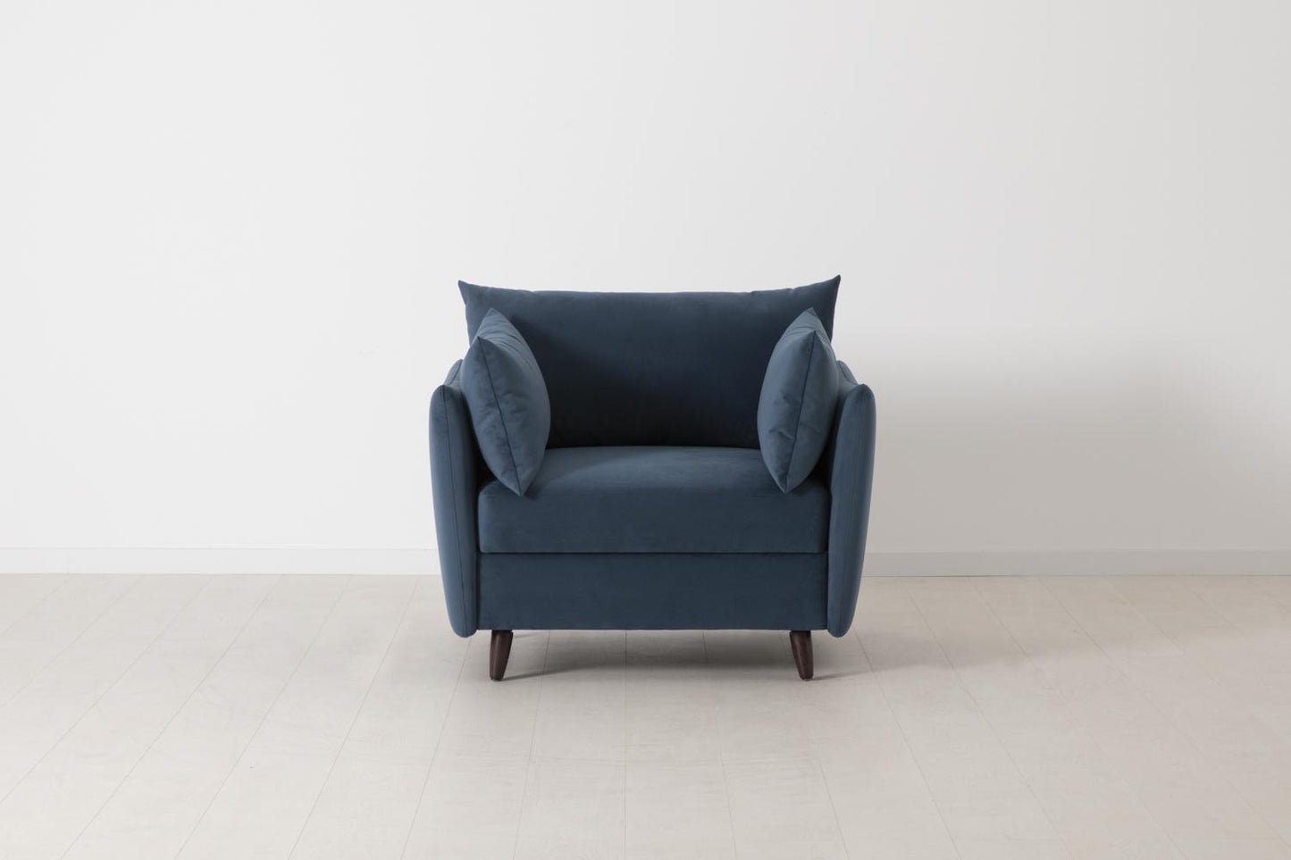 Teal_Image_01_-_Model_08_Armchair_Front_View