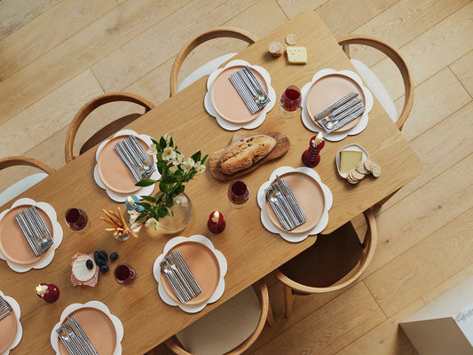 Ostertisch-Ideen: So richtest du dein Esszimmer fürs Frühlingsessen ein