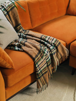 Why Woollen Throws Are a Year-Round Staple (And How to Care for Them)