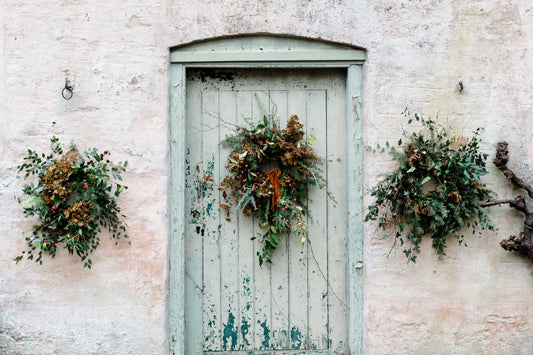 How to make a winter wreath