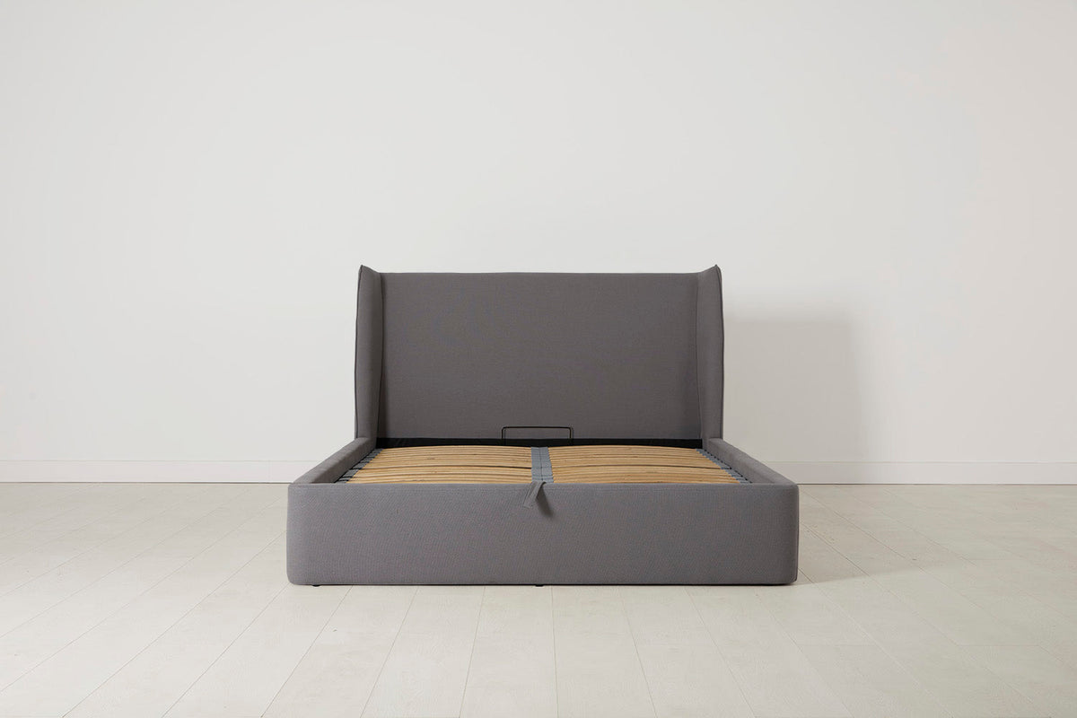 Bett 03 140cm x 200cm, Risso