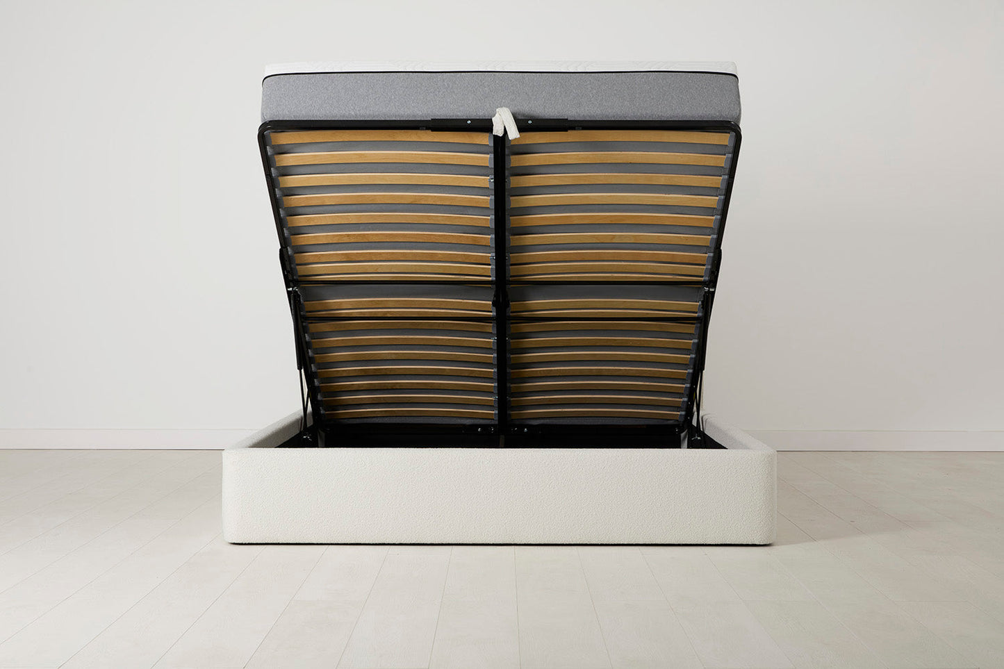 Bed 03 160cm x 200cm, Ivory