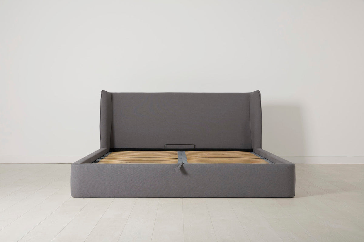 Bett 03 180cm x 200cm, Risso