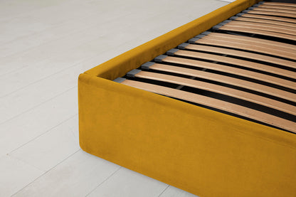 Bed 03 160cm x 200cm, Mustard