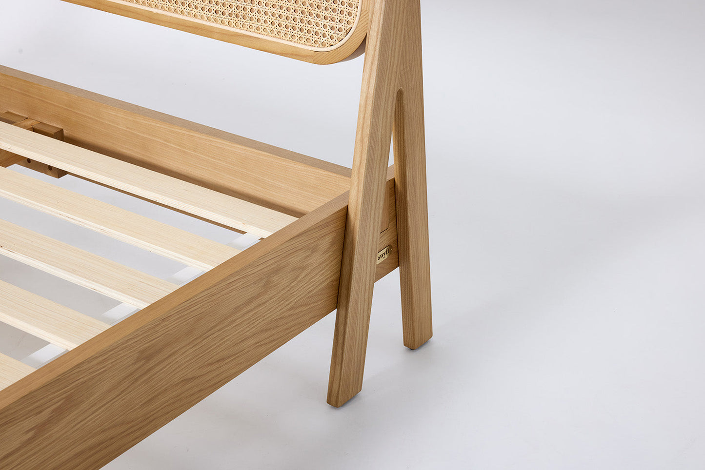 Bett 04 160cm x 200cm