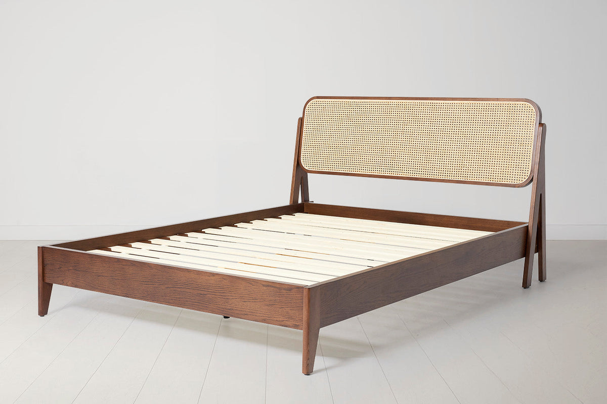 Bed 04 160cm x 200cm, Walnut