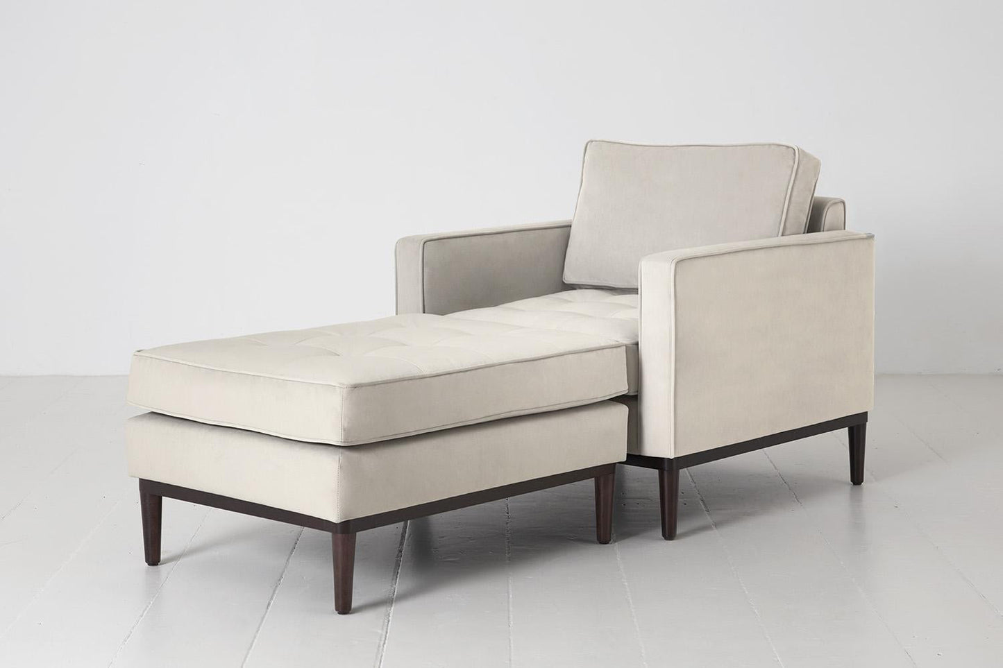 Model 02 Chaise Longue, Bone