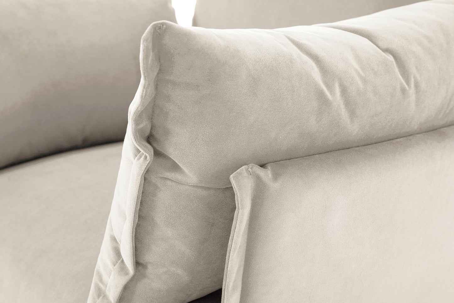 Model 06 Armchair, Bone