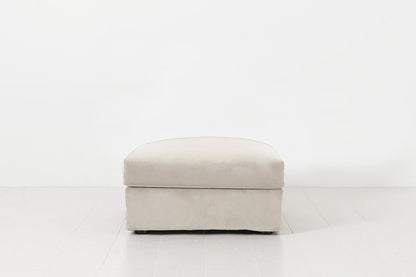 Polsterhocker Model 06, Knochenweiß