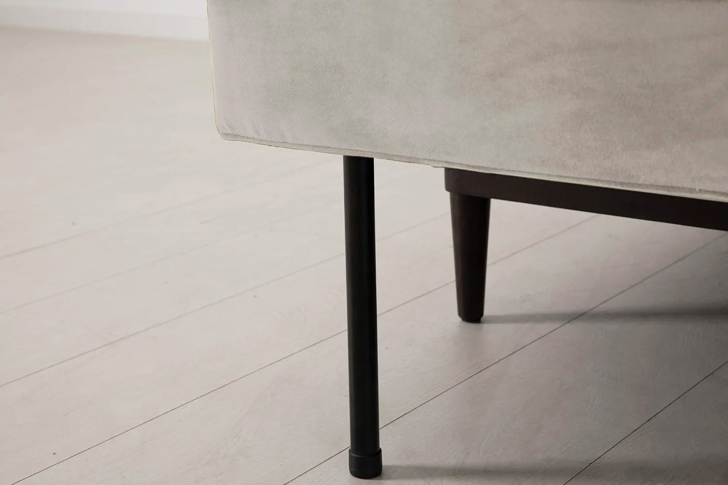 Dreisitzer-Schlafsofa Model 02