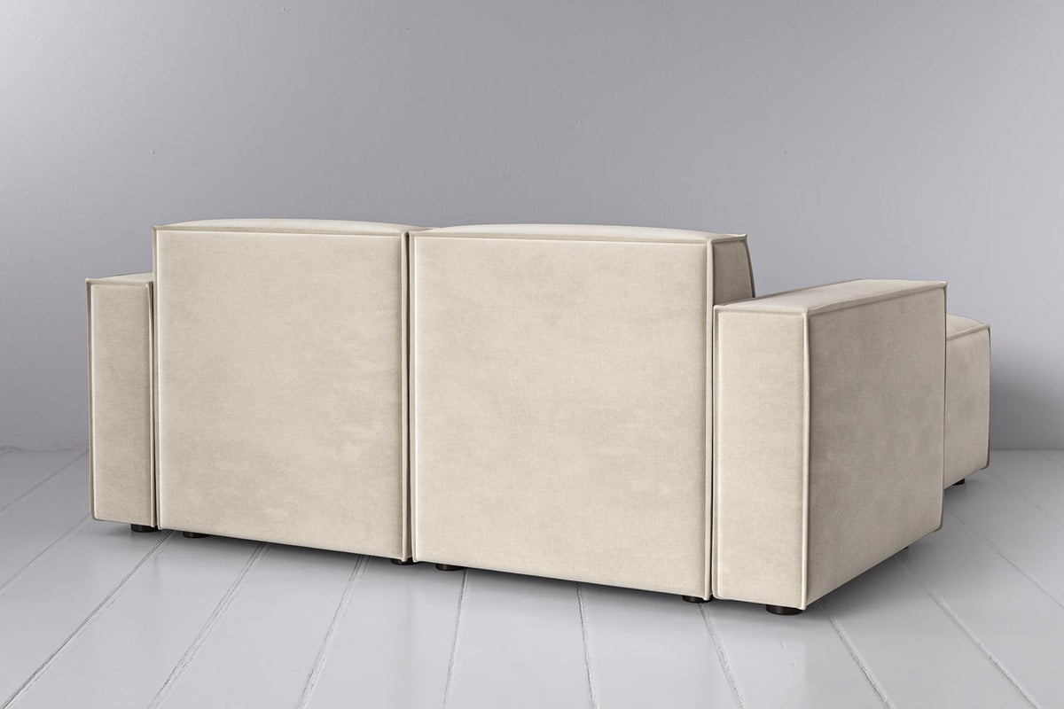 Zweisitzer-Sofa Model 03 mit Chaiselongue rechts, Kreideweiß