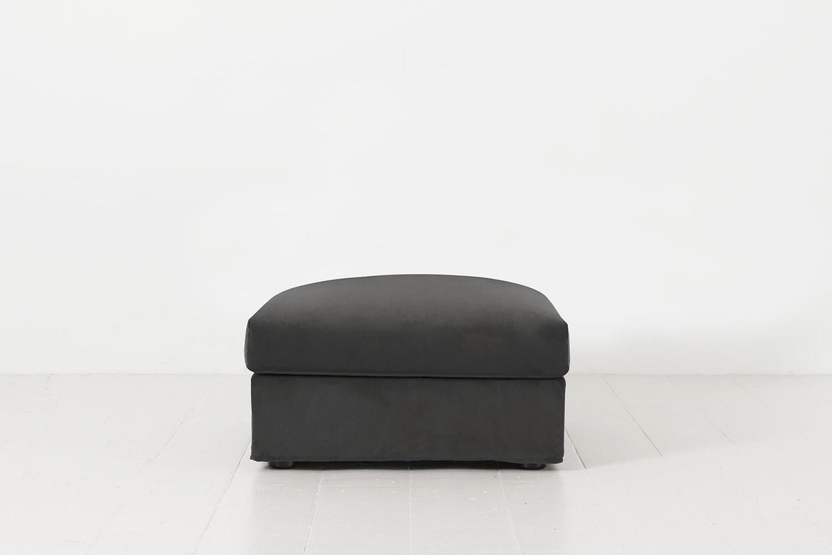 Model 06 Ottoman, Charcoal
