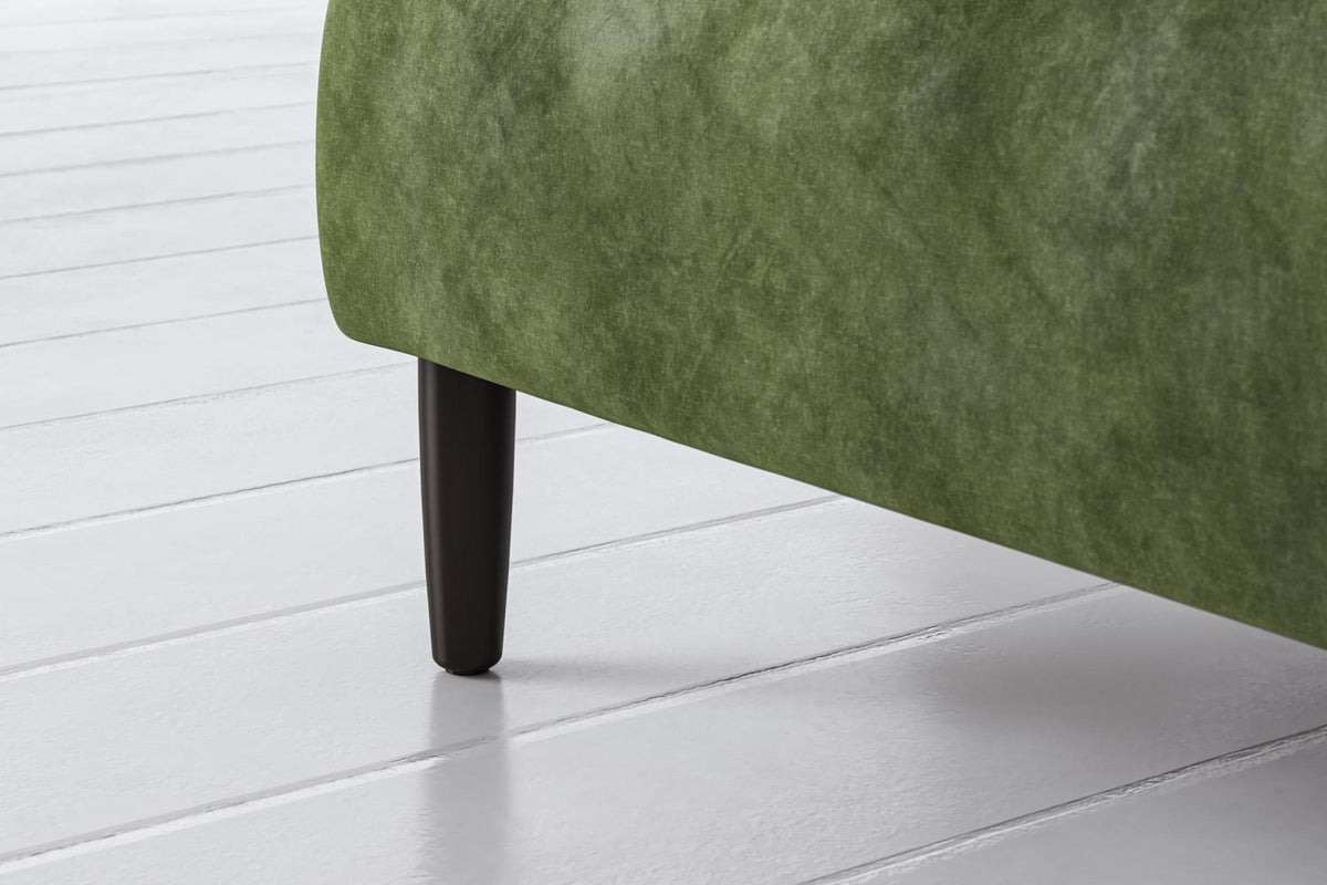 Zweisitzer-Sofa Model 05 mit Chaiselongue links