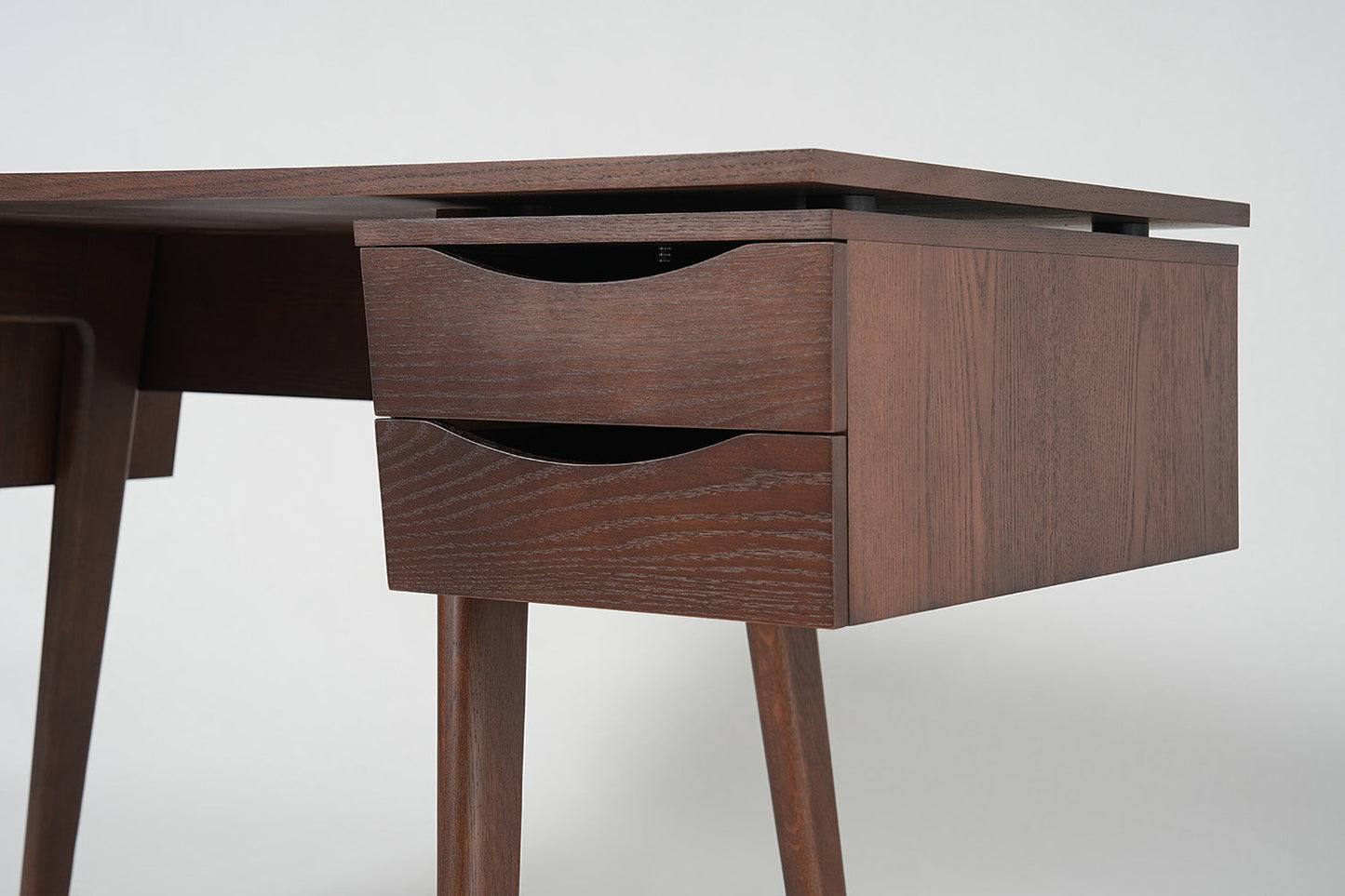 Desk 03, Walnut