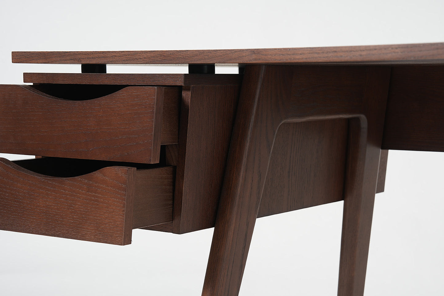 Desk 03, Walnut