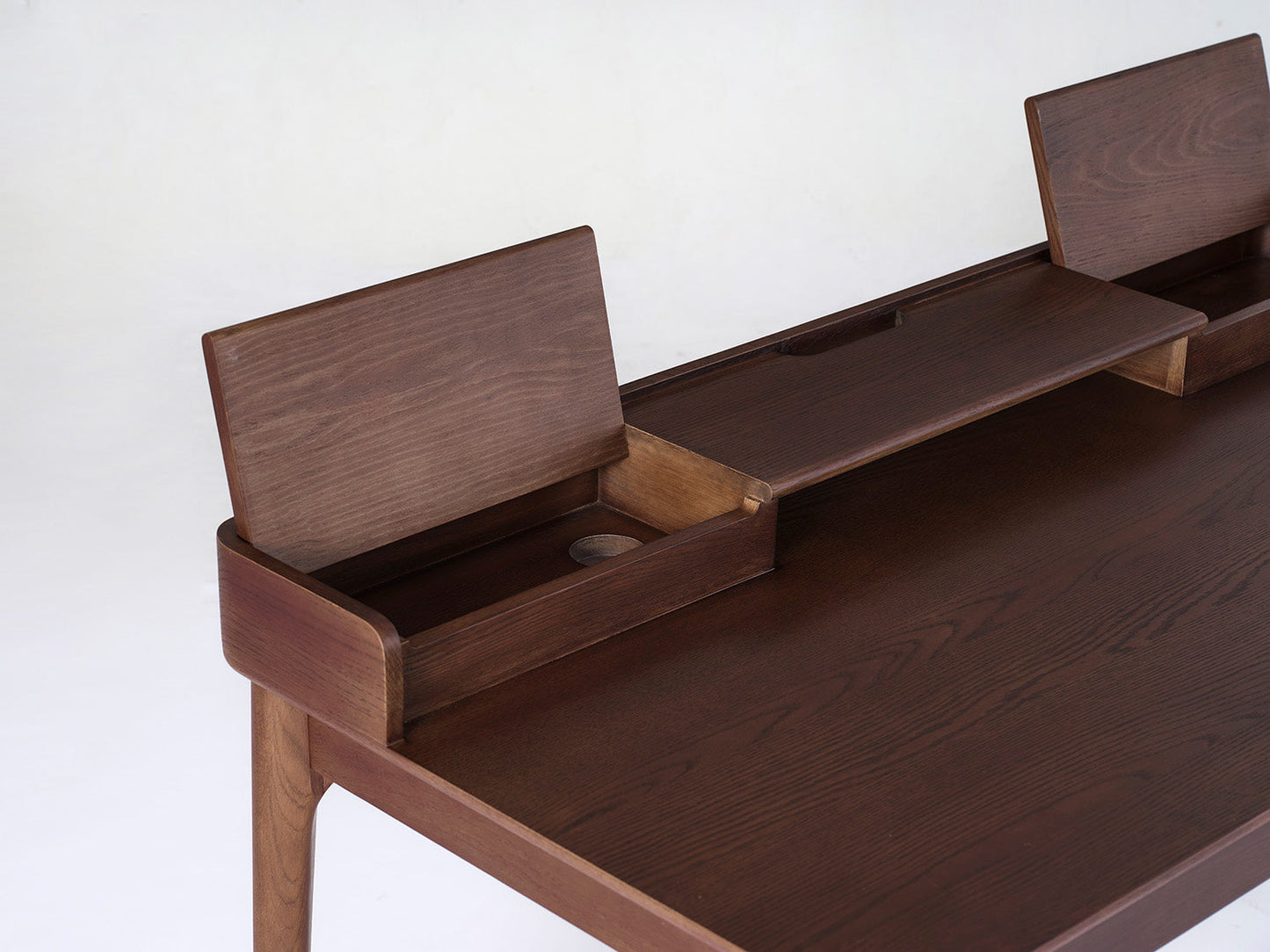 Desk 01