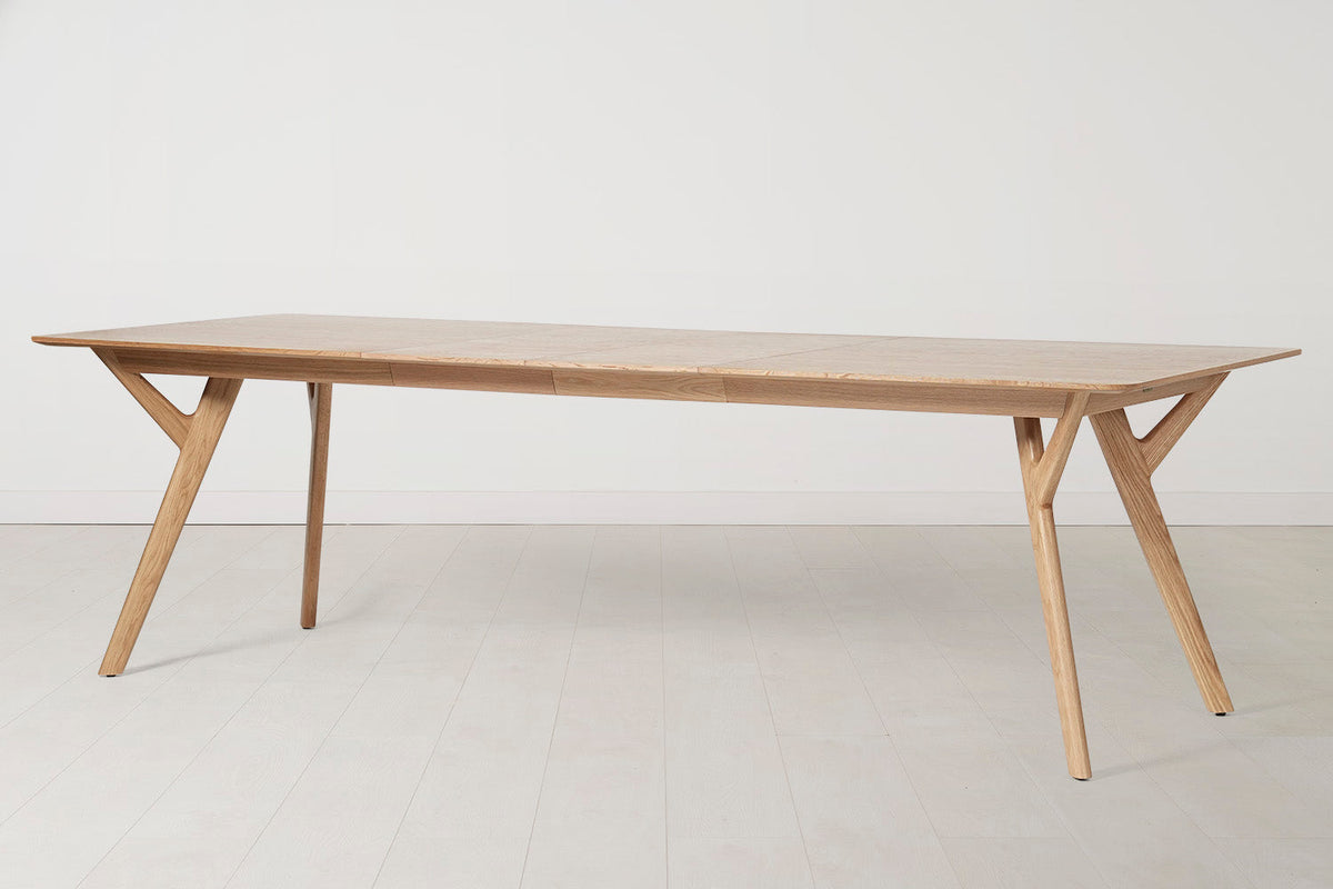 Dining Table 04