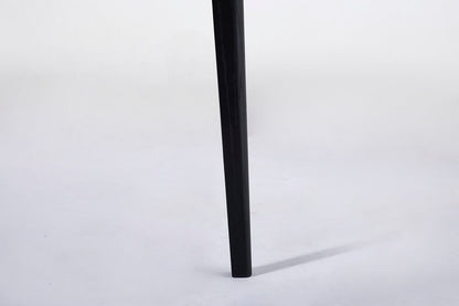 Esstisch 03, Schwarze Eiche