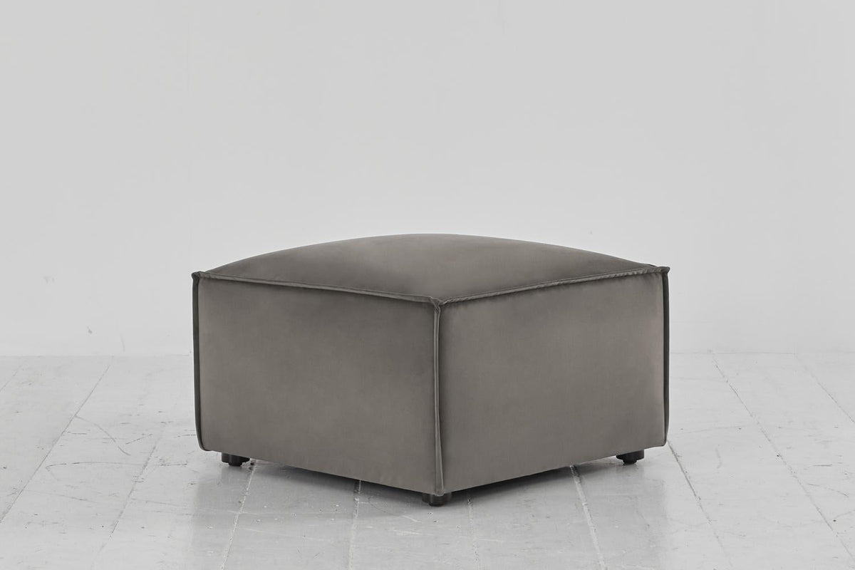 Polsterhocker Model 03, Elefantengrau