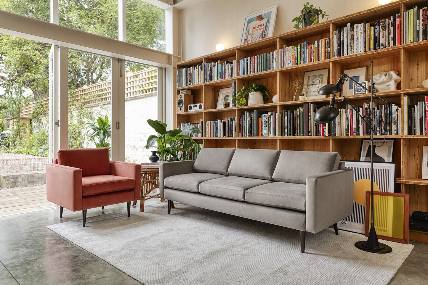 Dreisitzer-Sofa Model 01