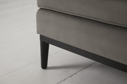 Polsterhocker Model 02, Elefantengrau
