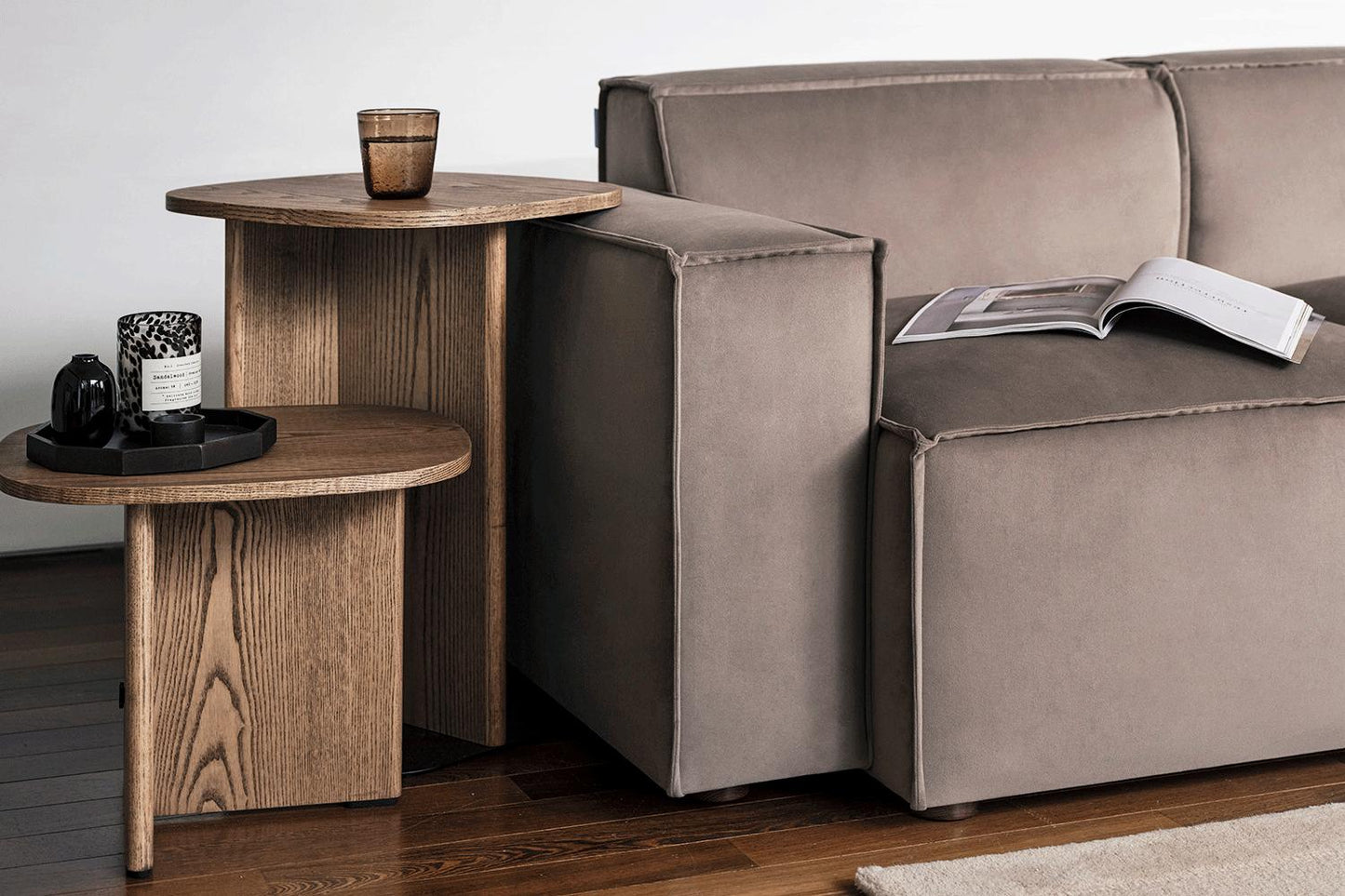 Dreisitzer-Sofa Model 03, Elefantengrau