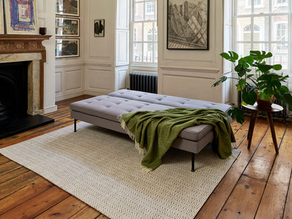 Model 11 Dreisitzer-Schlafsofa, Risso
