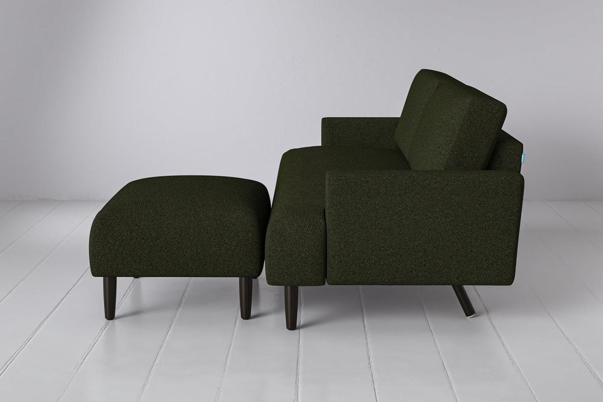 Model 05 Dreisizter Sofa mit Hocker, Farngrün