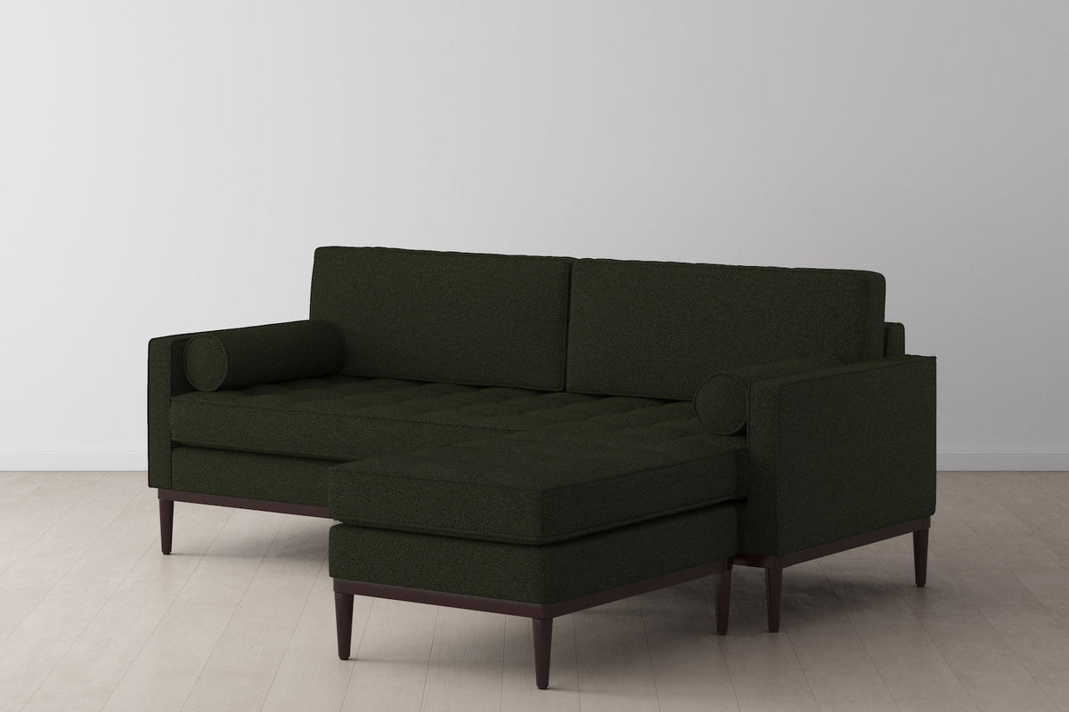 Model 02 Dreisizter Sofa mit Hocker, Farngrün