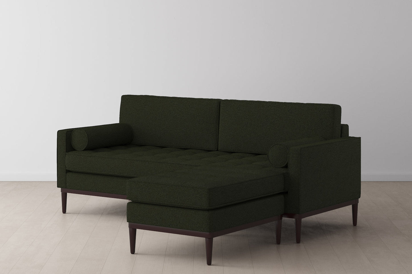 Model 02 Dreisizter Sofa mit Hocker, Farngrün