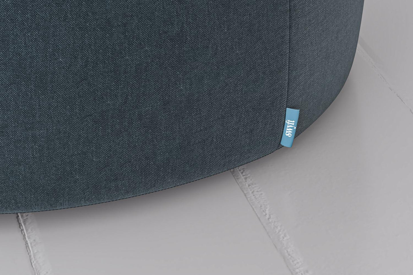 Polsterhocker 01, Wasserblau
