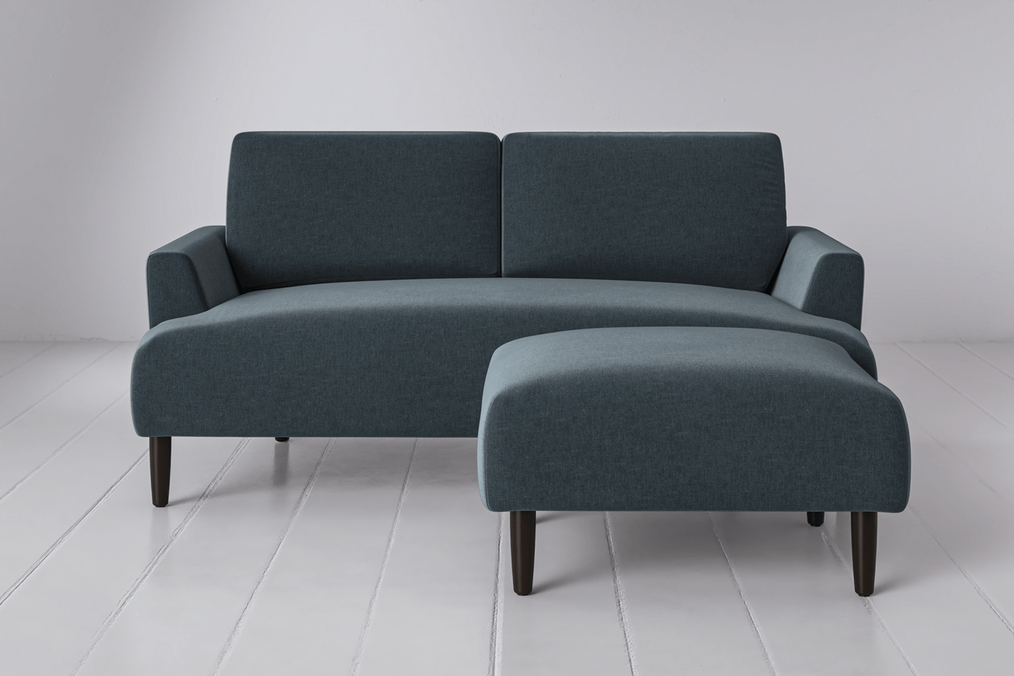 Model 05 Zweisitzer Sofa mit Hocker