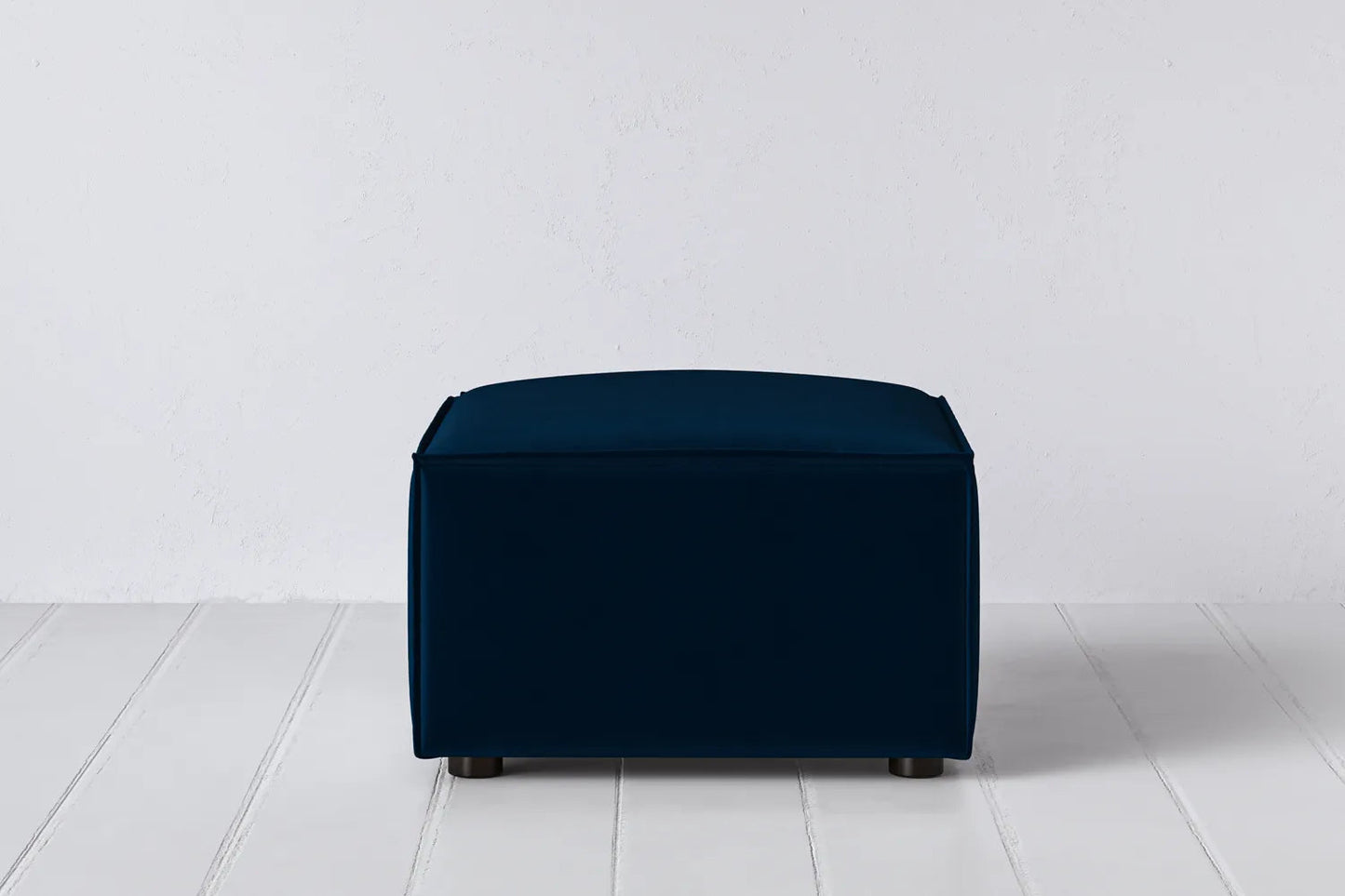Polsterhocker Model 03, Indigoblau