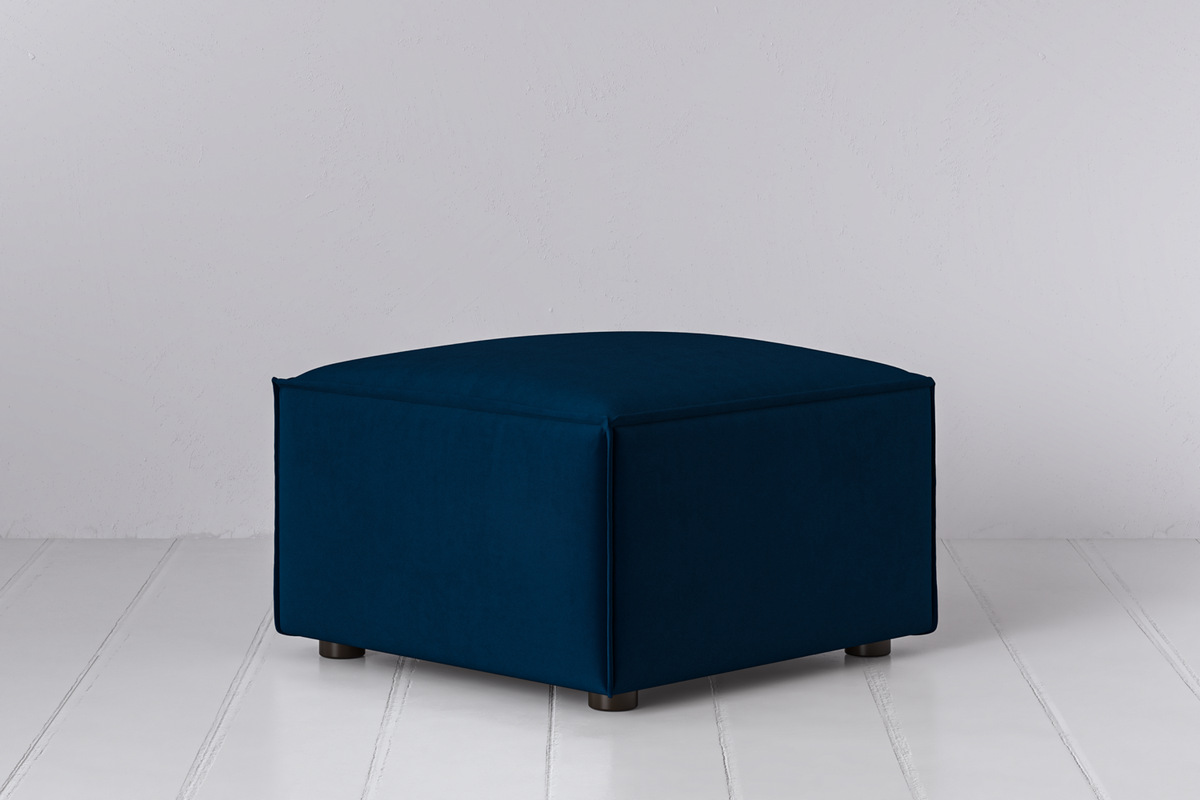 Polsterhocker Model 03, Indigoblau