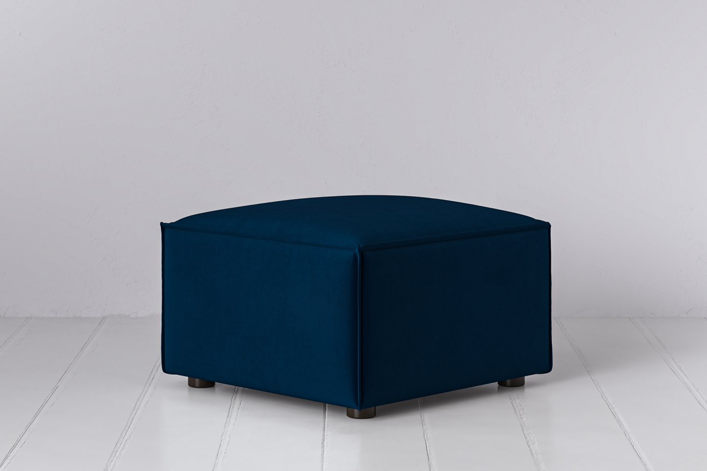 Polsterhocker Model 03, Indigoblau