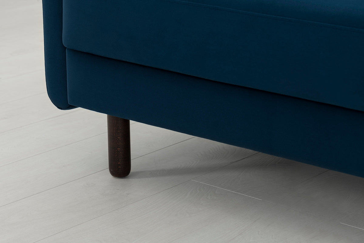 Model 04 Dreisitzer-Schlafsofa, Indigoblau