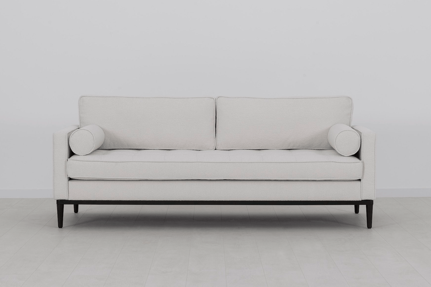 Model 02 Dreisitzer-Schlafsofa , Elfenbeinfarbe