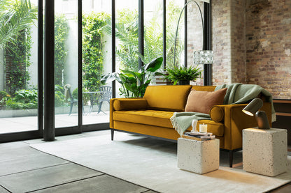 Dreisitzer-Sofa Model 02, Senfgelb