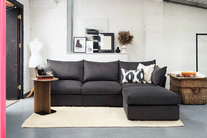 Dreisitzer-Ecksofa Model 06 mit Ecke rechts, Dunkelgrau