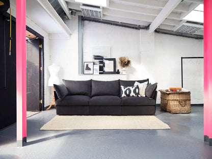 Dreisitzer-Sofa Model 06, Dunkelgrau