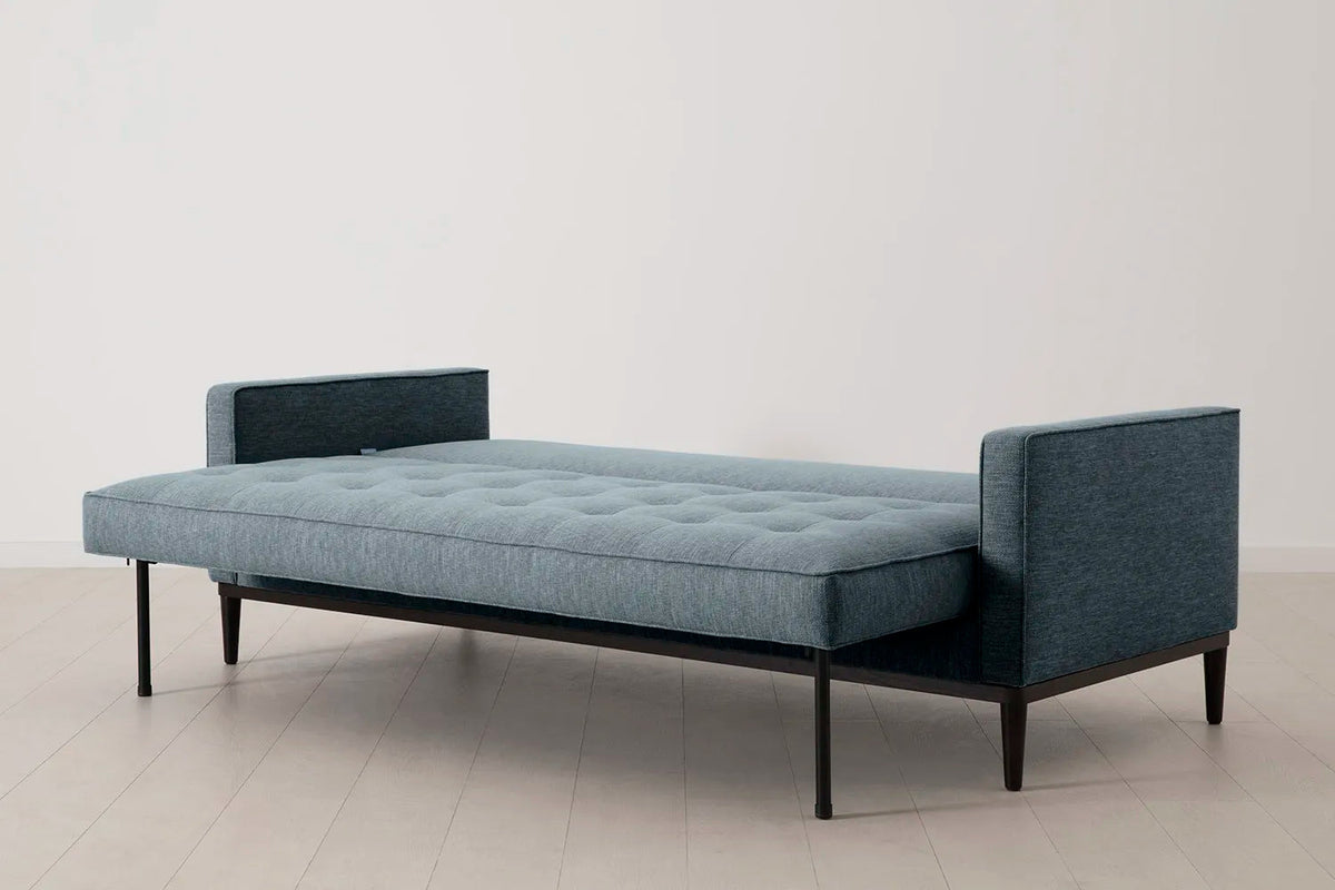 Dreisitzer-Schlafsofa Model 02