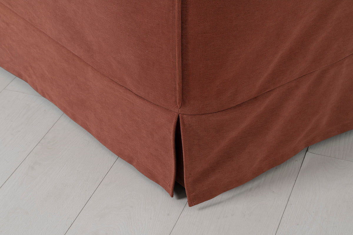 Model 18 Zweisitzer-Sofa mit Polsterhocker, Toskana